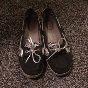 Woman’s size 8 sperry boat shoes